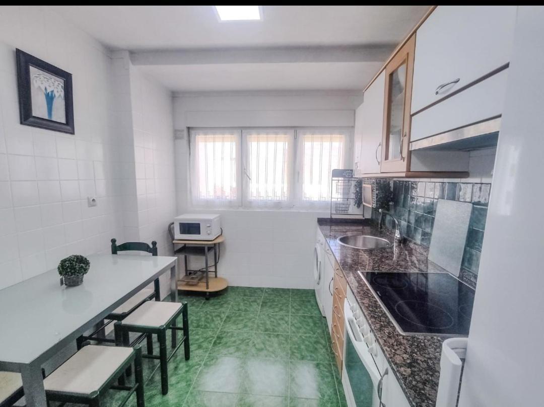 Apartamento Centrico Con Wifi Avilés Zewnętrze zdjęcie